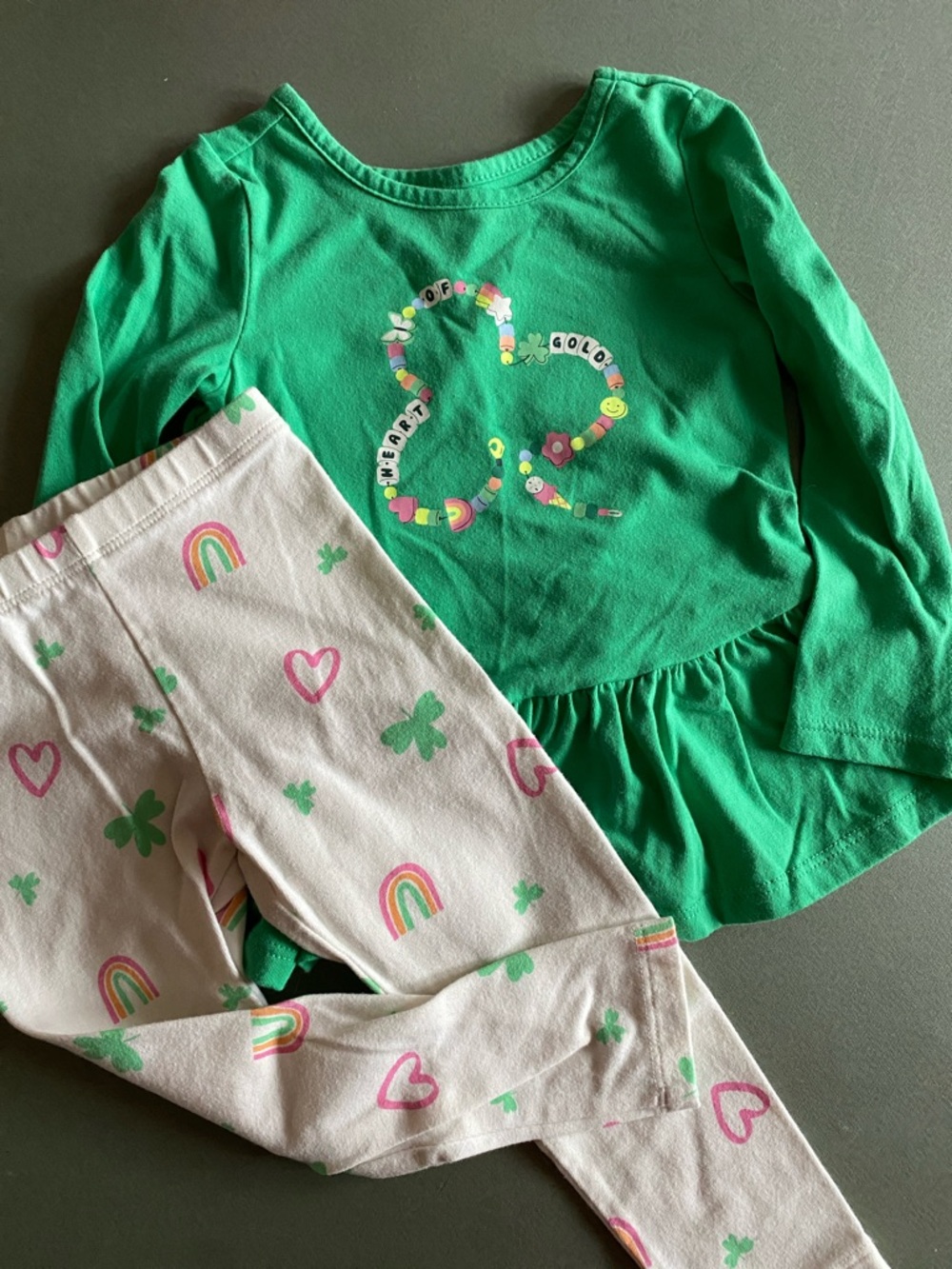 Cat & Jack Green Long-Sleeve Peplum Top with White Rainbow & Clover Leggings